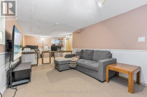 89 - 151 Gateshead Crescent, Hamilton, ON - Indoor Photo Showing Living Room