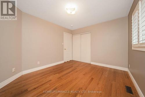 26 National Crescent, Brampton, ON - Indoor Photo Showing Other Room