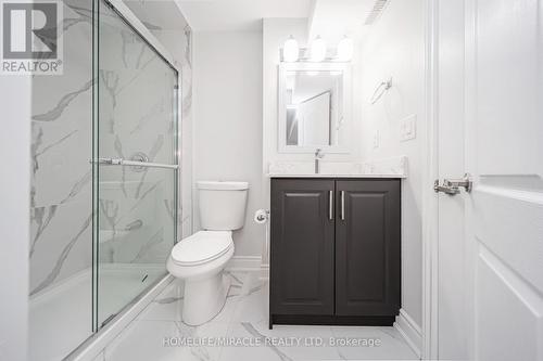 26 National Crescent, Brampton, ON - Indoor Photo Showing Bathroom