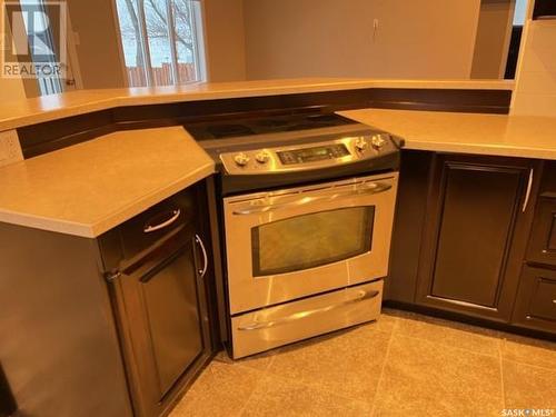 120 Pine Street, Caronport, SK - Indoor Photo Showing Kitchen