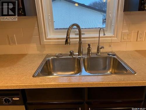 120 Pine Street, Caronport, SK - Indoor Photo Showing Kitchen