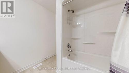 133 Mullin Street, Grey Highlands, ON - Indoor Photo Showing Bathroom