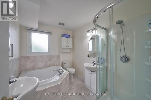 46 Fortura Court, Thorold, ON - Indoor Photo Showing Bathroom