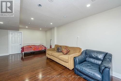 3 Carmel Crescent, Brampton, ON - Indoor Photo Showing Living Room