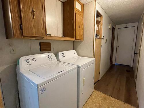 D8 1545 Main Street, Swan River, MB - Indoor Photo Showing Laundry Room