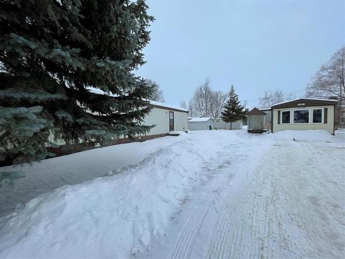 D8 1545 Main Street, Swan River, MB - Outdoor