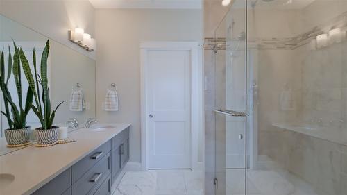 1786 Viewpoint Drive, West Kelowna, BC - Indoor Photo Showing Bathroom