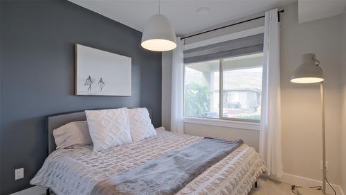 1786 Viewpoint Drive, West Kelowna, BC - Indoor Photo Showing Bedroom