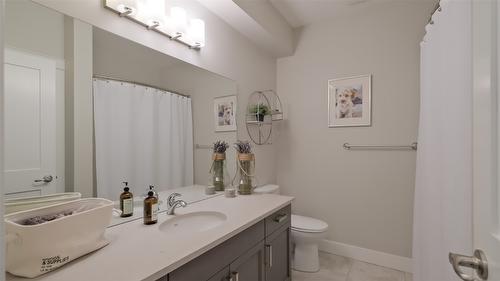 1786 Viewpoint Drive, West Kelowna, BC - Indoor Photo Showing Bathroom