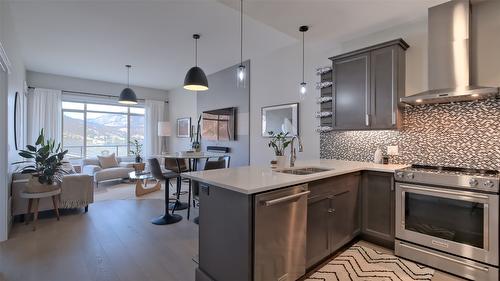 1786 Viewpoint Drive, West Kelowna, BC - Indoor Photo Showing Kitchen With Stainless Steel Kitchen With Double Sink With Upgraded Kitchen