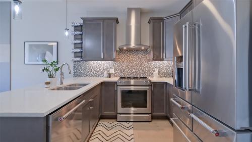 1786 Viewpoint Drive, West Kelowna, BC - Indoor Photo Showing Kitchen With Stainless Steel Kitchen With Double Sink With Upgraded Kitchen