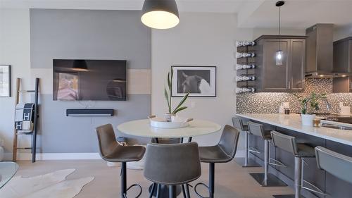 1786 Viewpoint Drive, West Kelowna, BC - Indoor Photo Showing Dining Room