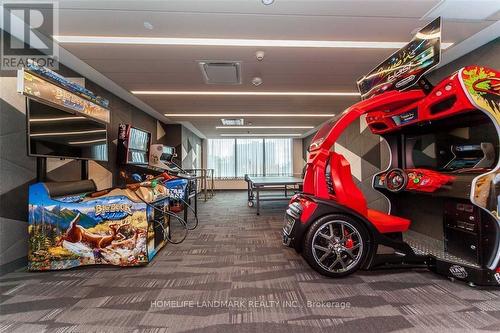 2404 - 50 Forest Manor Road, Toronto, ON - Indoor Photo Showing Garage