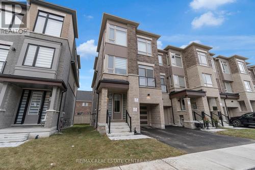 211 Tennant Circle, Vaughan, ON - Outdoor With Facade