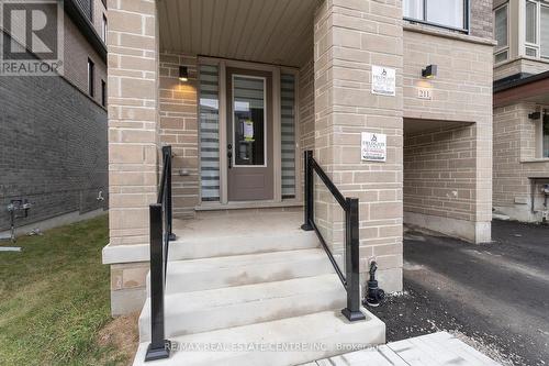 211 Tennant Circle, Vaughan, ON - Outdoor With Exterior