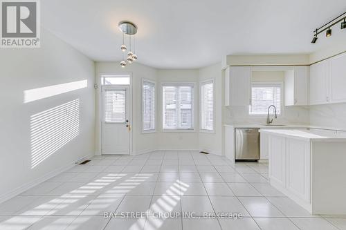 428 George Ryan Avenue, Oakville, ON - Indoor Photo Showing Kitchen