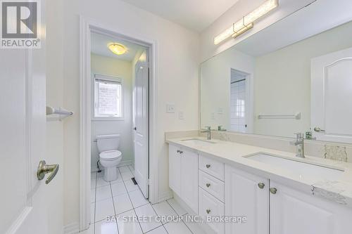 428 George Ryan Avenue, Oakville, ON - Indoor Photo Showing Bathroom