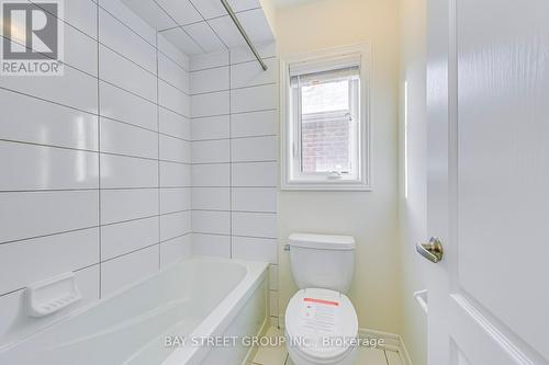 428 George Ryan Avenue, Oakville, ON - Indoor Photo Showing Bathroom