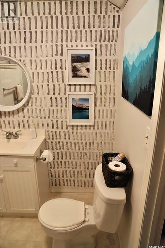 212 3Rd Avenue E, Shellbrook, SK - Indoor Photo Showing Bathroom