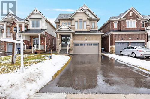 118 Lorne Thomas Place, New Tecumseth, ON - Outdoor With Facade