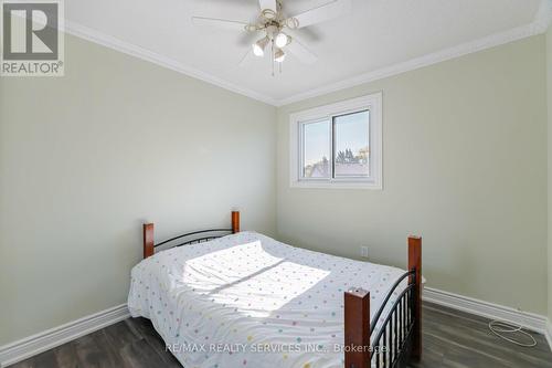 17 Macdougall Drive, Brampton, ON - Indoor Photo Showing Bedroom