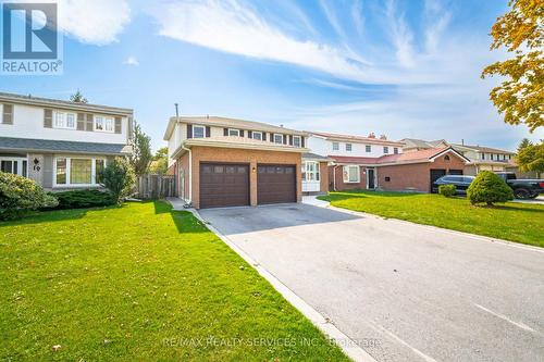 17 Macdougall Drive, Brampton, ON - Outdoor With Facade