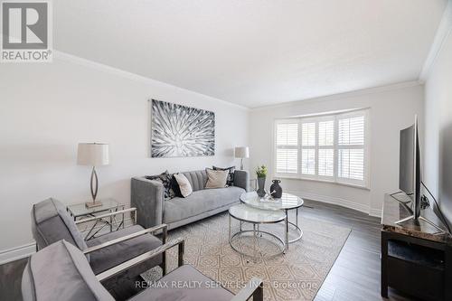 17 Macdougall Drive, Brampton, ON - Indoor Photo Showing Living Room