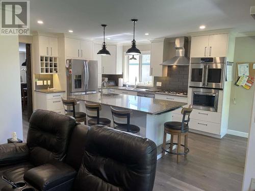 2330 Butt Road Unit# 329, West Kelowna, BC - Indoor Photo Showing Kitchen With Stainless Steel Kitchen With Upgraded Kitchen