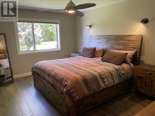 2330 Butt Road Unit# 329, West Kelowna, BC - Indoor Photo Showing Bedroom