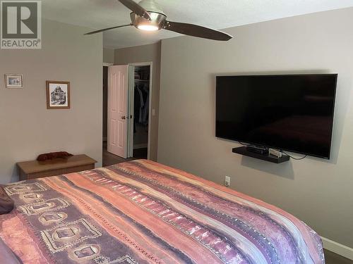 2330 Butt Road Unit# 329, West Kelowna, BC - Indoor Photo Showing Bedroom