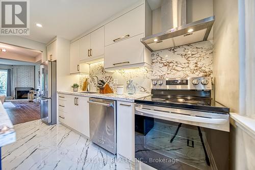 83 Flaming Rose Way, Toronto, ON - Indoor Photo Showing Kitchen With Upgraded Kitchen