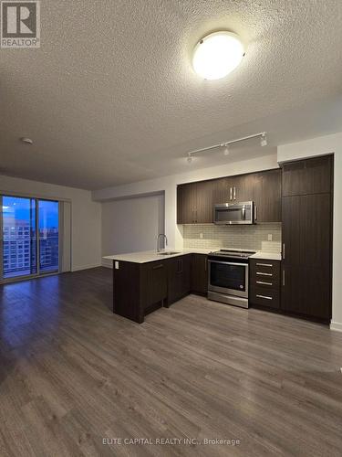 1506 - 5180 Yonge Street, Toronto, ON - Indoor Photo Showing Kitchen