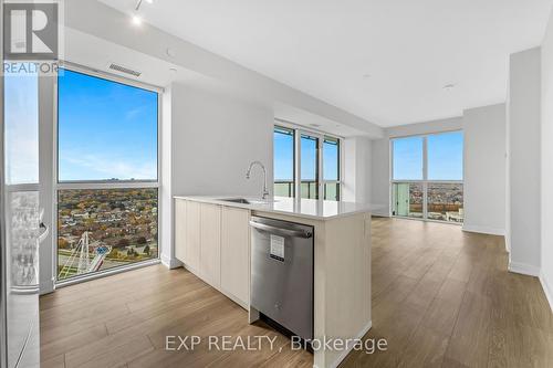 2301 - 4130 Parkside Village Drive, Mississauga, ON - Indoor Photo Showing Kitchen