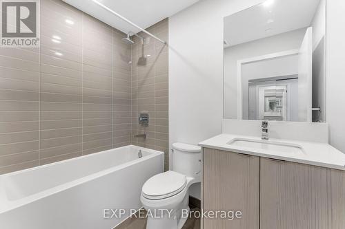 2301 - 4130 Parkside Village Drive, Mississauga, ON - Indoor Photo Showing Bathroom