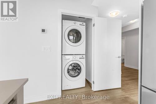 2301 - 4130 Parkside Village Drive, Mississauga, ON - Indoor Photo Showing Laundry Room