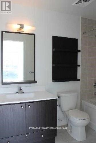 315 - 275 Yorkland Road, Toronto, ON - Indoor Photo Showing Bathroom