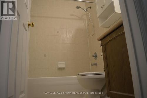 6 - 2780 Eglinton Avenue E, Toronto (Eglinton East), ON - Indoor Photo Showing Bathroom