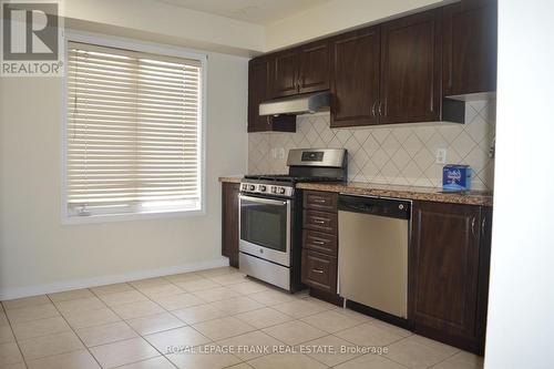 6 - 2780 Eglinton Avenue E, Toronto (Eglinton East), ON - Indoor Photo Showing Kitchen With Stainless Steel Kitchen