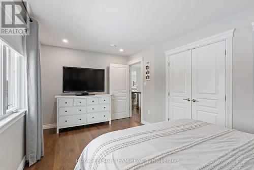 33 Christie Lane, North Dundas, ON - Indoor Photo Showing Bedroom