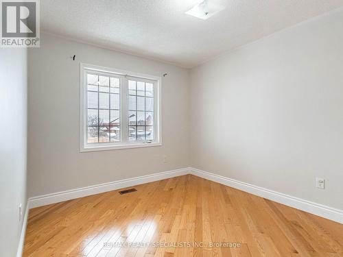 4 Longueuil Place, Whitby, ON - Indoor Photo Showing Other Room