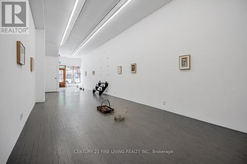 3048 Dundas Street W, Toronto, ON - Indoor Photo Showing Other Room