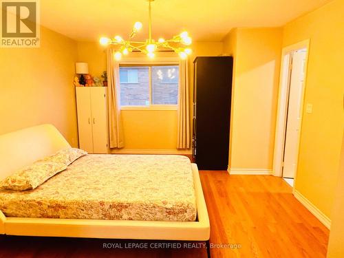 4490 Victory Court, Burlington, ON - Indoor Photo Showing Bedroom