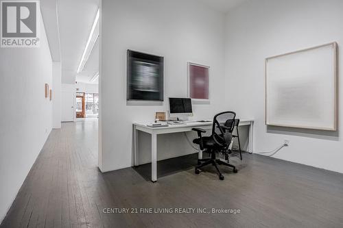 3048 Dundas Street W, Toronto, ON - Indoor Photo Showing Office