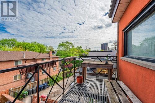 3048 Dundas Street W, Toronto, ON - Outdoor With Exterior