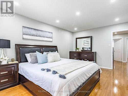 109 Woodhaven Drive, Brampton, ON - Indoor Photo Showing Bedroom