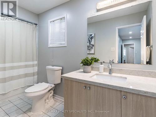 109 Woodhaven Drive, Brampton, ON - Indoor Photo Showing Bathroom