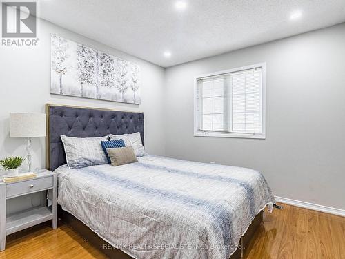 109 Woodhaven Drive, Brampton, ON - Indoor Photo Showing Bedroom