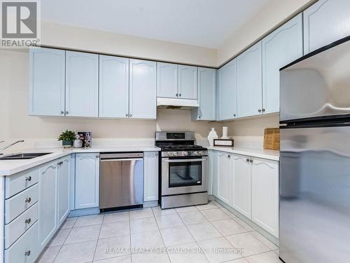 25 Commodore Drive, Brampton, ON - Indoor Photo Showing Kitchen With Double Sink