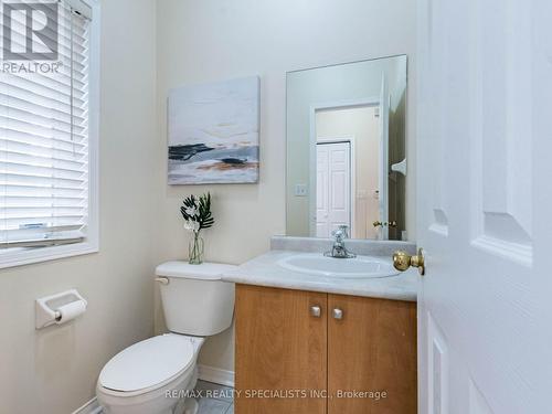 25 Commodore Drive, Brampton, ON - Indoor Photo Showing Bathroom