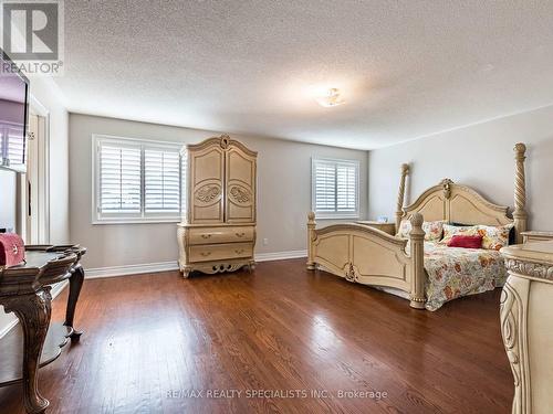 11 Stillman Drive, Brampton, ON - Indoor Photo Showing Bedroom